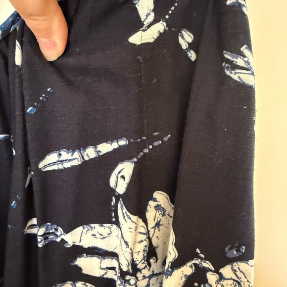 Audrey 3+1 Blue and White Print Tank in Size Large - Picture 5 of 8